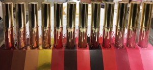 Купить духи (туалетную воду) Набор помад Kylie Limited Edition Matte Liquid Lipstick 12 цветов. Продажа качественной парфюмерии. Отзывы о Набор помад Kylie Limited Edition Matte Liquid Lipstick 12 цветов.